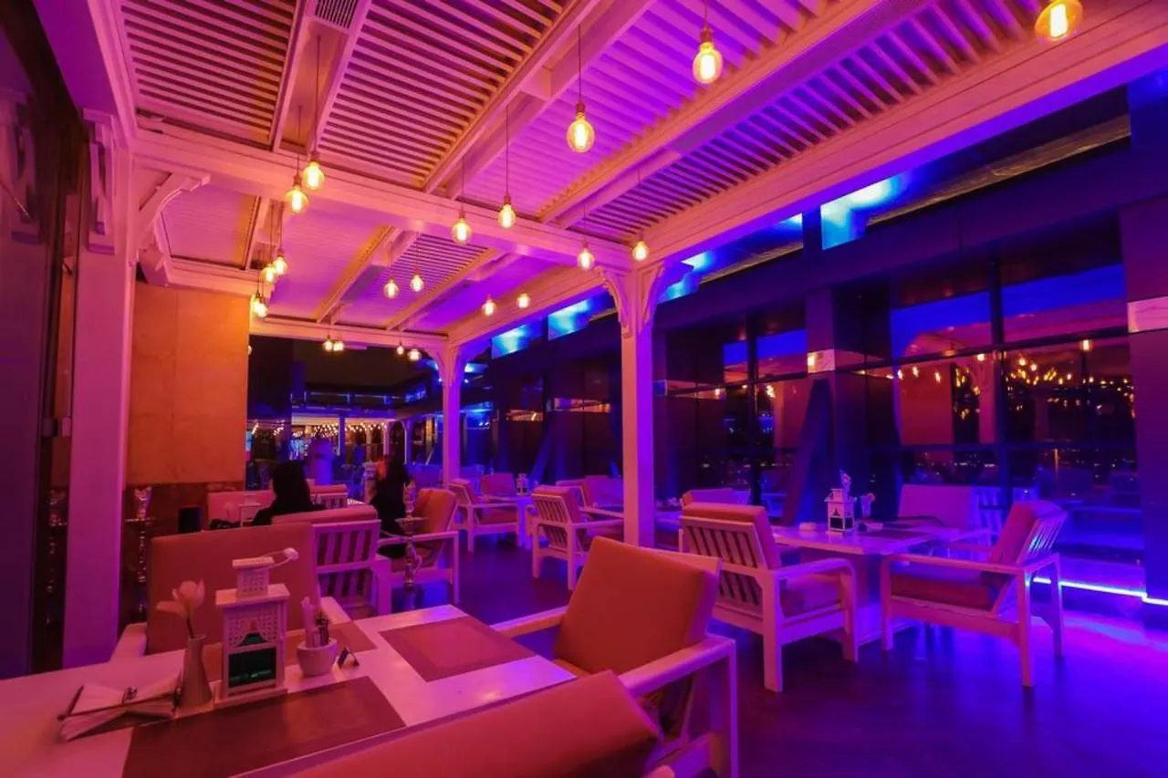 Capital O 296 Jeddah Oasis Hotel